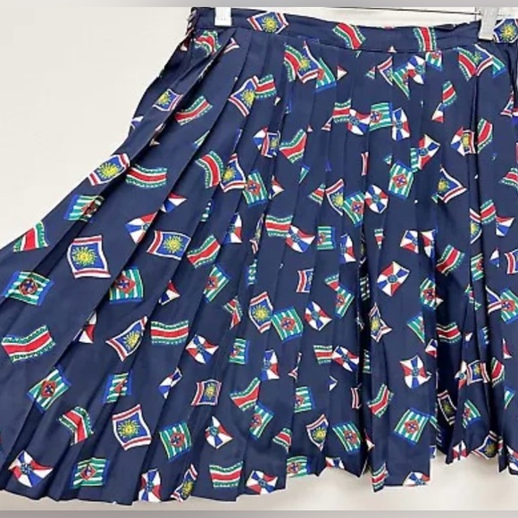 Vintage Talbots Navy Blue Nautical Celestial Sun Flags Print Pleated Skirt Sz 10 - Picture 3 of 4